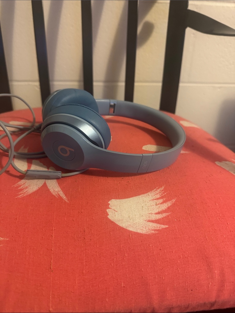 Beats On-Ear Wired Headphones in Blue - Picture 2 of 5